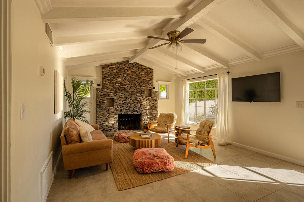 MLS #219138227PS image #2