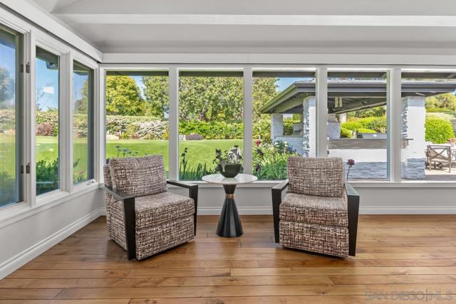 6351 Lago Lindo, Rancho Santa Fe CA: https://media.crmls.org/mediaz/72007d38-3b91-42f8-a347-69bfb66ce895.jpg