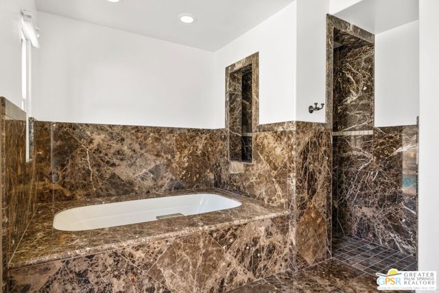 Image 51 of 68 For 3189 Las Brisas Way