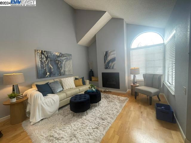 Image 19 of 31 For 2538 Yerba Hills Court