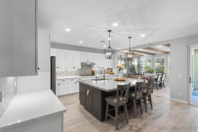 1217 Stockton Pl, Escondido CA: https://media.crmls.org/mediaz/7202c96f-1f74-41b3-8f33-2564ffd87c1a.jpg