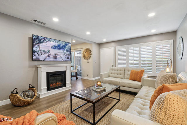 Detail Gallery Image 5 of 33 For 1302 Alessandro Dr, Newbury Park,  CA 91320 - 3 Beds | 2 Baths