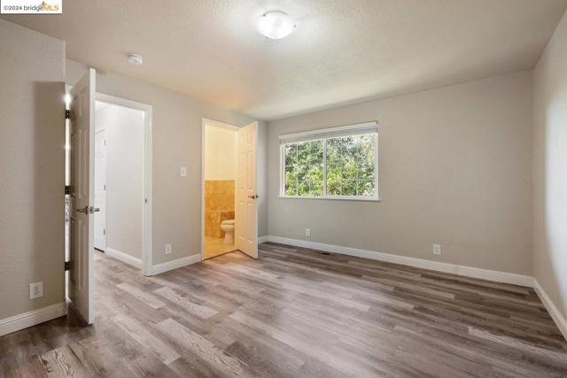 Image 38 of 57 For 2343 Mastlands Dr