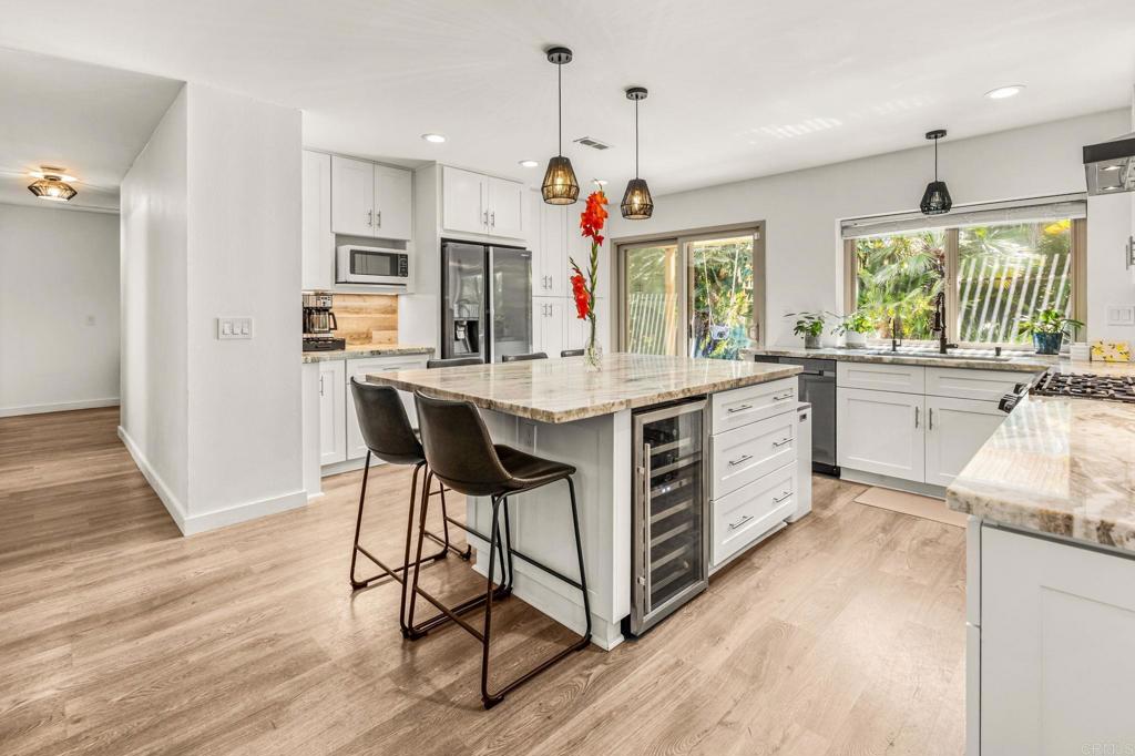 331 Islander Street - photo 12