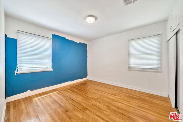408 W Manchester Avenue, Playa del Rey CA: https://media.crmls.org/mediaz/720501bd-2555-4b56-9985-5f7463af1926.jpg