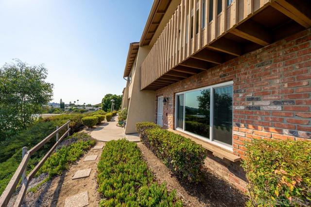 5800 Lake Murray Blvd, La Mesa CA: https://media.crmls.org/mediaz/72053c10-e721-4df2-acc7-8b3635b8f348.jpg