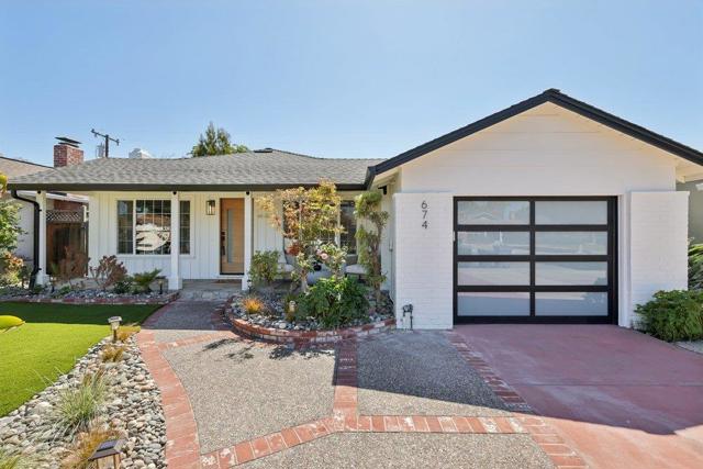 674 Manzanita Avenue, Sunnyvale CA: https://media.crmls.org/mediaz/7205b431-d1f2-4e95-a538-3822abaa6b6e.jpg