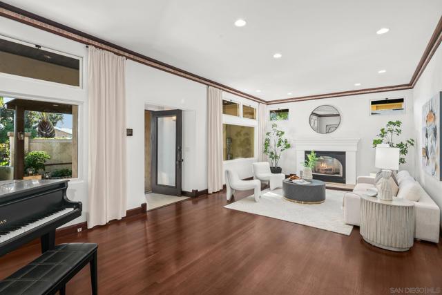 1728 West Lewis, San Diego CA: https://media.crmls.org/mediaz/72076abd-6e0e-4ae5-b465-8dc3e9a03633.jpg