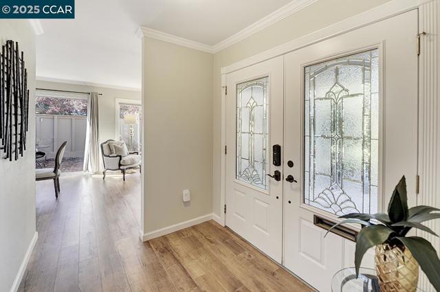 2424 Tice Creek Dr., Walnut Creek CA: https://media.crmls.org/mediaz/720784b0-5a09-41c7-9820-6d9ec696a5f7.jpg