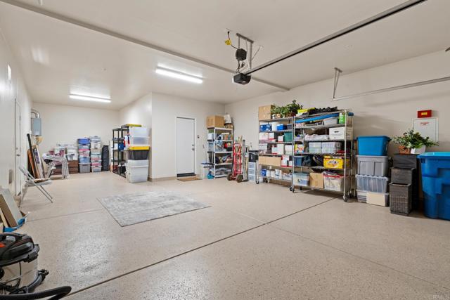2504 Vista Del Mar Lane, Imperial CA: https://media.crmls.org/mediaz/72090d9e-5b3c-496b-a869-05ea651a2ad0.jpg