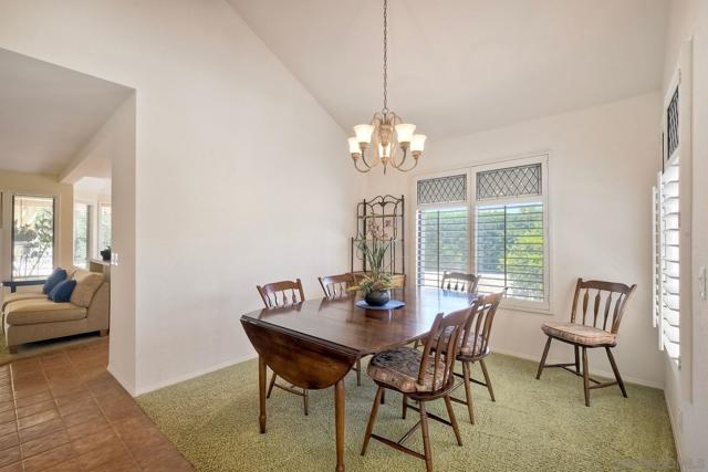 16078 AVENIDA AVEIRO, San Diego CA: https://media.crmls.org/mediaz/7209493d-caec-4bde-a431-4cb2be915eed.jpg