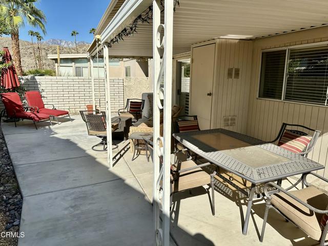 69850 CA-111, Rancho Mirage CA: https://media.crmls.org/mediaz/7209de41-33f8-4b65-864b-f33eb7d5360f.jpg