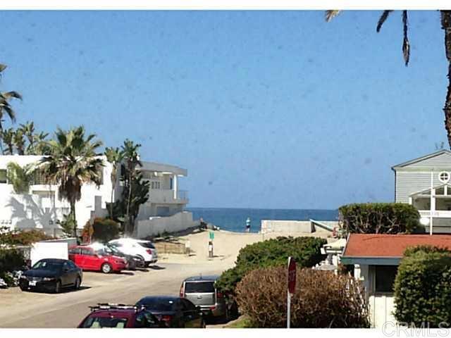 1801 Coast Blvd, Del Mar CA: https://media.crmls.org/mediaz/720b654c-a1cd-4cce-a55f-eceeaeb21c80.jpg