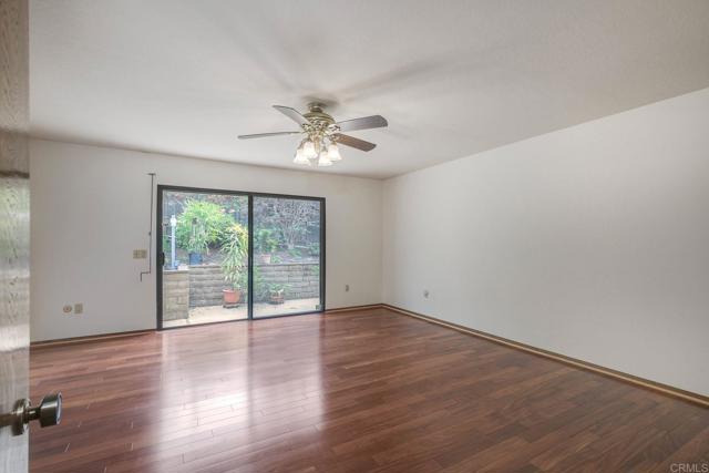 1650 Elevado Road, Vista CA: https://media.crmls.org/mediaz/720b9cf5-0bef-46fd-9774-62bb133dc78d.jpg