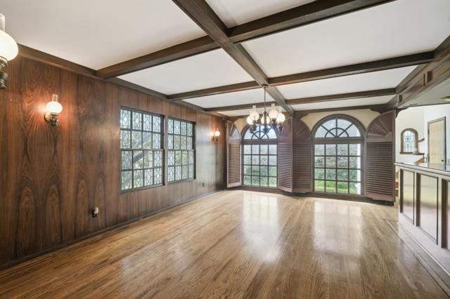 730 Hillsborough Boulevard, Hillsborough CA: https://media.crmls.org/mediaz/720bda06-6813-4abb-a316-38c97ecd667f.jpg