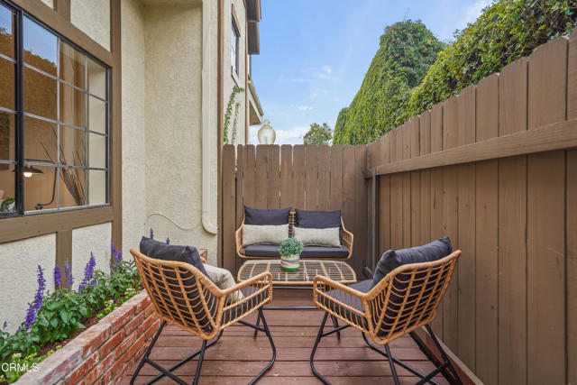 Detail Gallery Image 6 of 41 For 511 S El Molino Ave #17,  Pasadena,  CA 91011 - 2 Beds | 2/1 Baths