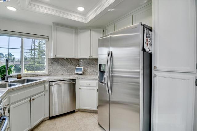 3948 Inverness, Livermore CA: https://media.crmls.org/mediaz/720d9336-c4bb-4a2c-b454-bc98107a1ee3.jpg