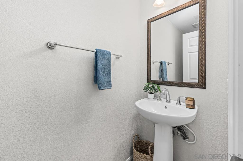 16925 Vasquez Way - photo 19