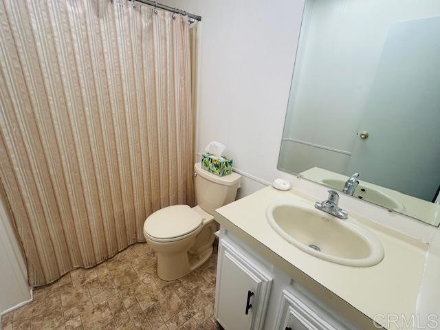909 Richland, San Marcos CA: https://media.crmls.org/mediaz/72100e71-2020-4843-b176-b9563c2bd770.jpg