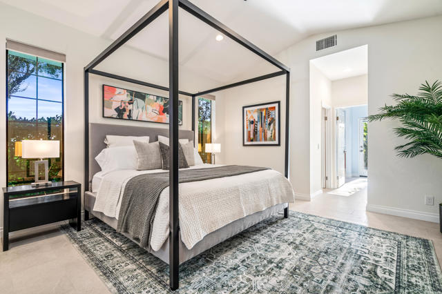 1399 N ViA Donna, Palm Springs CA: https://media.crmls.org/mediaz/7210d2a1-1a12-4792-9922-c0182d7b503b.jpg