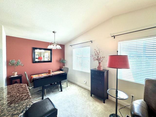 32 Oceanview Avenue, Half Moon Bay CA: https://media.crmls.org/mediaz/7210e249-062f-4984-966f-3aa7bcd65e90.jpg