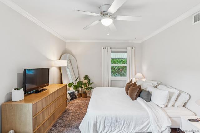 701 Catalina Ave, Santa Ana CA: https://media.crmls.org/mediaz/72113d36-18dd-4467-9efa-539add18905d.jpg
