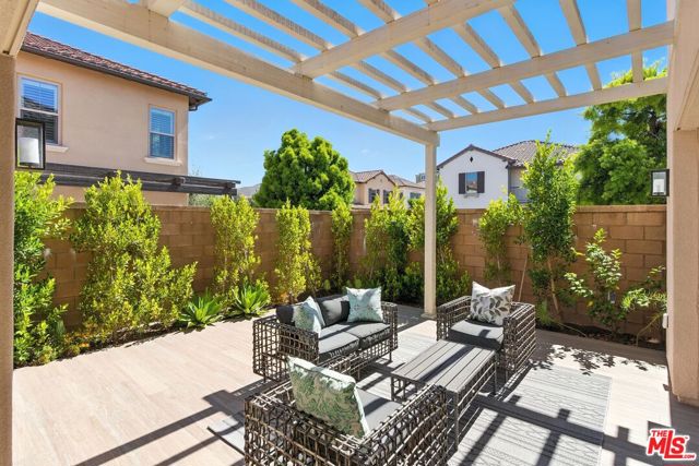 182 Plum Lily, Irvine CA: https://media.crmls.org/mediaz/7211924b-6a91-41d3-9258-759b5732380c.jpg