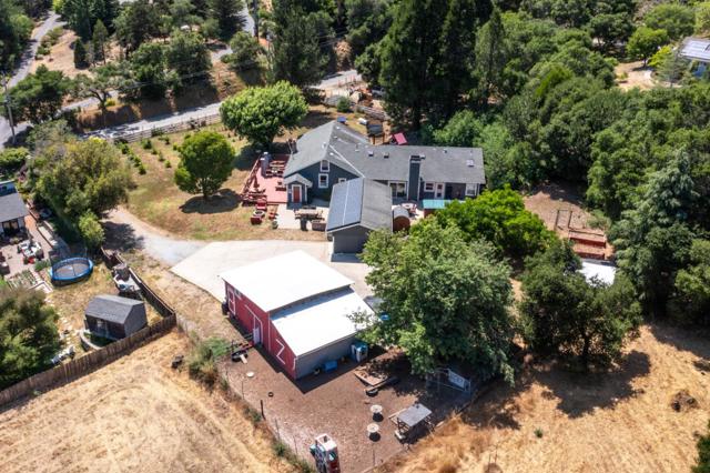 2165 Cox Road, Aptos CA: https://media.crmls.org/mediaz/72143989-8e50-4374-8bf1-6b718ec2d510.jpg