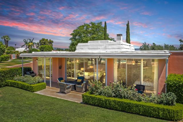 47432 Medina W Drive, Palm Desert CA: https://media.crmls.org/mediaz/7214fac0-27f7-451d-8dd9-e95a2d66647f.jpg