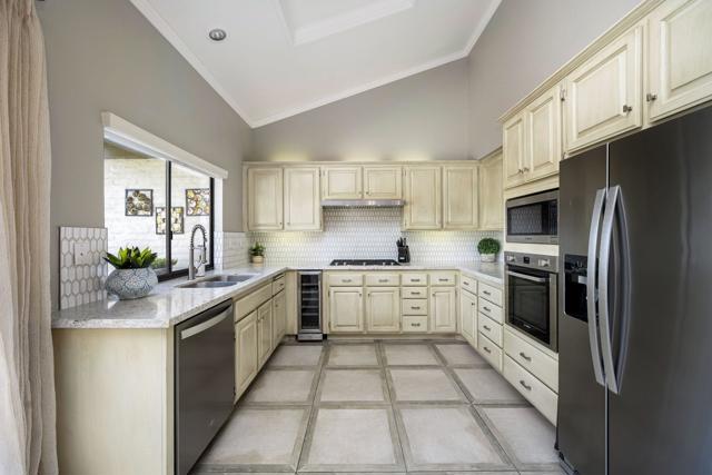 Image 25 of 63 For 202 Green Mountain Drive