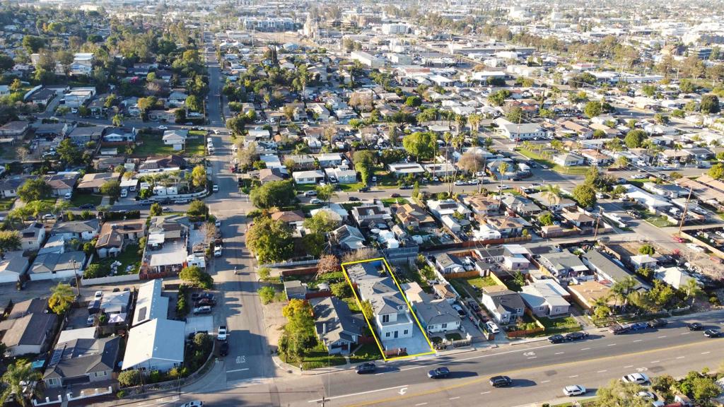 752 9th Ave - photo 17