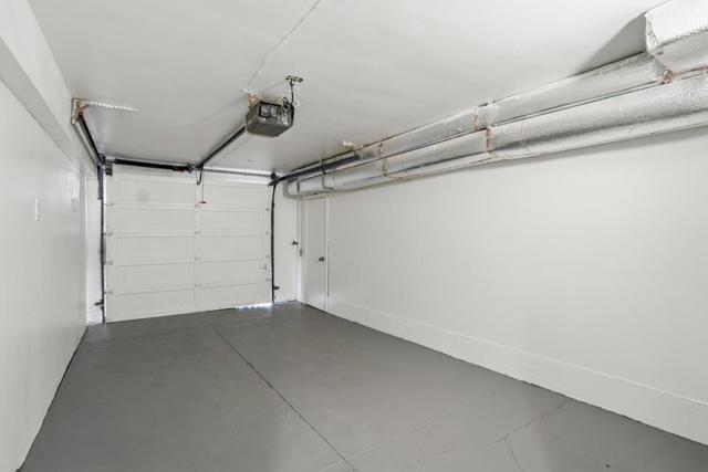 2408 Bartlett Street, Oakland CA: https://media.crmls.org/mediaz/7216485f-4f1d-4725-b765-f155d5c9f2df.jpg