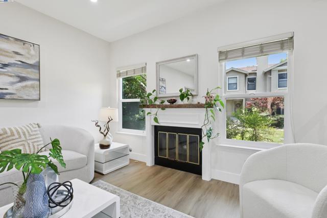 963 La Mesa Ter, Sunnyvale CA: https://media.crmls.org/mediaz/7217a847-88da-42ae-bc4b-da4045adfe95.jpg