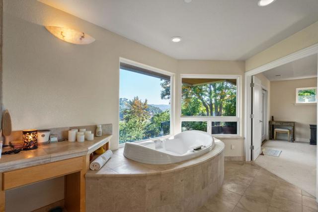 454 Upper Road, San Rafael CA: https://media.crmls.org/mediaz/7217ff95-98f2-448d-883a-db255a0978e6.jpg