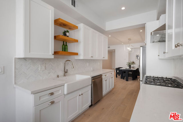 11628 Montana Avenue, 201 photo 5
