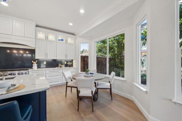 1221 Culet Ranch Rd, Danville CA: https://media.crmls.org/mediaz/7218c437-748d-474d-aee2-86f3710e369e.jpg