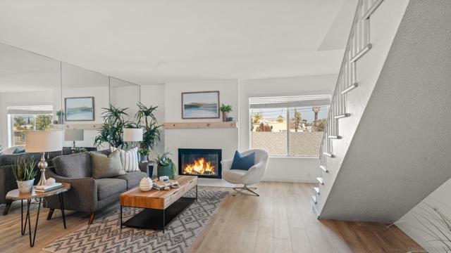 4580 Ohio St, San Diego CA: https://media.crmls.org/mediaz/721948d8-ee72-4cf6-bd6e-7ef6f3d52d93.jpg