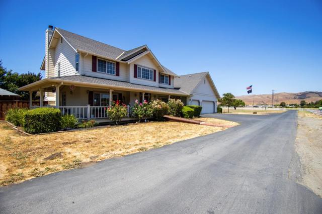 19715 Hale Avenue, Morgan Hill CA: https://media.crmls.org/mediaz/7219a8b9-ee62-4d73-9bdd-c2bc08782c73.jpg