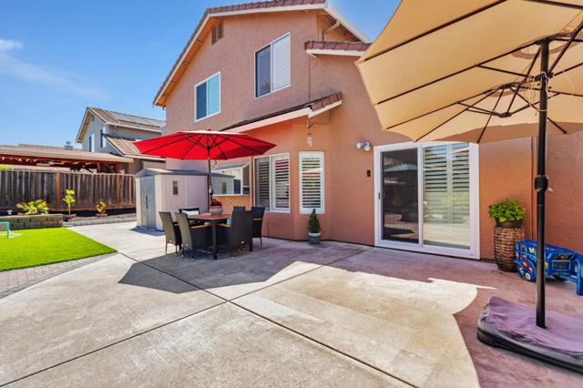 2711 Valley View Road, Hollister CA: https://media.crmls.org/mediaz/721a154a-0a33-4d28-8e0e-04764695277c.jpg