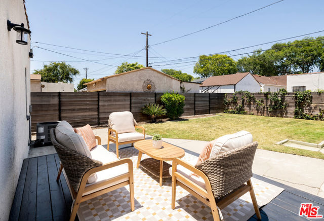 3627 W 64th Street, Los Angeles CA: https://media.crmls.org/mediaz/721aa8cb-d4d3-4d58-9730-331fe388c500.jpg