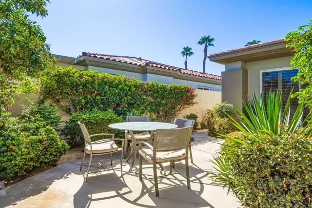 228 White Horse Trail, Palm Desert, CA 92211