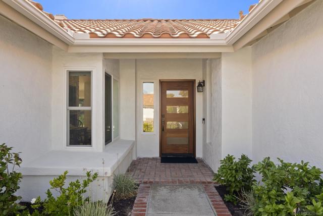 1458 Clark Court, Vista CA: https://media.crmls.org/mediaz/721c0039-2c42-4939-87e4-53cd05dc7fcb.jpg
