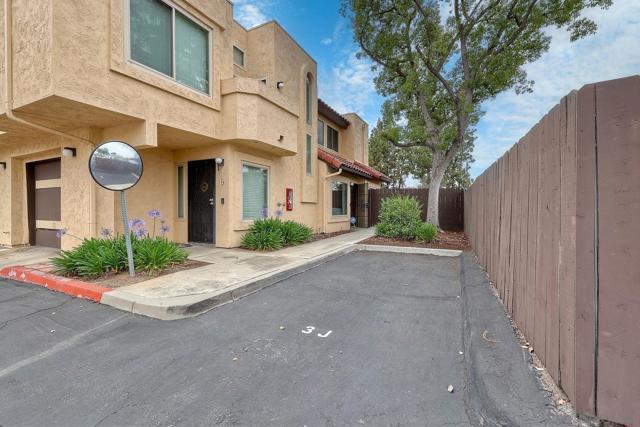 514 Jamacha Rd, El Cajon CA: https://media.crmls.org/mediaz/721c374e-b741-4a0f-977b-e25b8957cf81.jpg