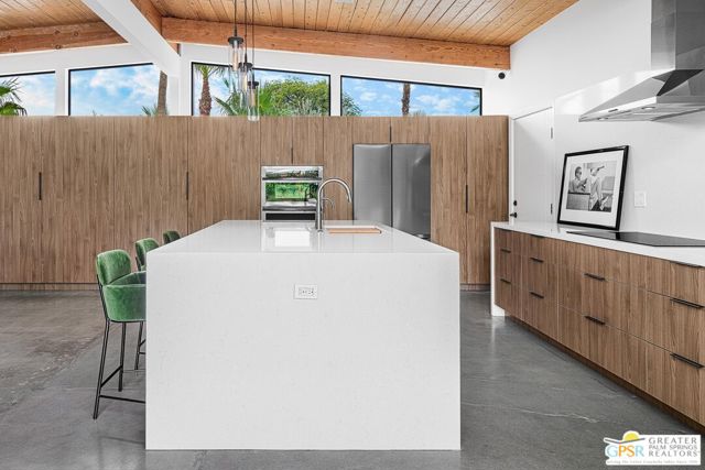 454 E Lindsey Drive, Palm Springs CA: https://media.crmls.org/mediaz/721c6686-d08d-4661-87bf-9e7837b31a8c.jpg