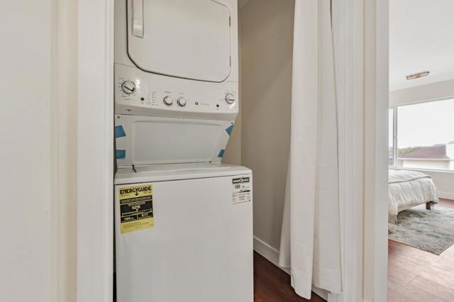 20 Palisades Drive, Daly City CA: https://media.crmls.org/mediaz/721c6d3a-81d8-470c-8c3e-81d0a0b15358.jpg