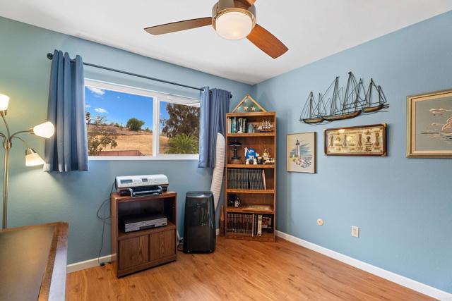 3812 Wild Oats Ln, Bonita CA: https://media.crmls.org/mediaz/721cb4d2-a3c3-43b3-9043-fb2a3b39073e.jpg