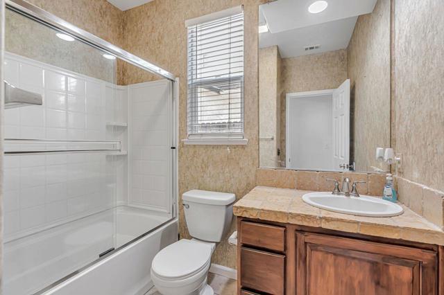 1619 Tumbleweed Way, Los Banos CA: https://media.crmls.org/mediaz/721d422b-9cee-4847-98bc-97e2ab5df424.jpg