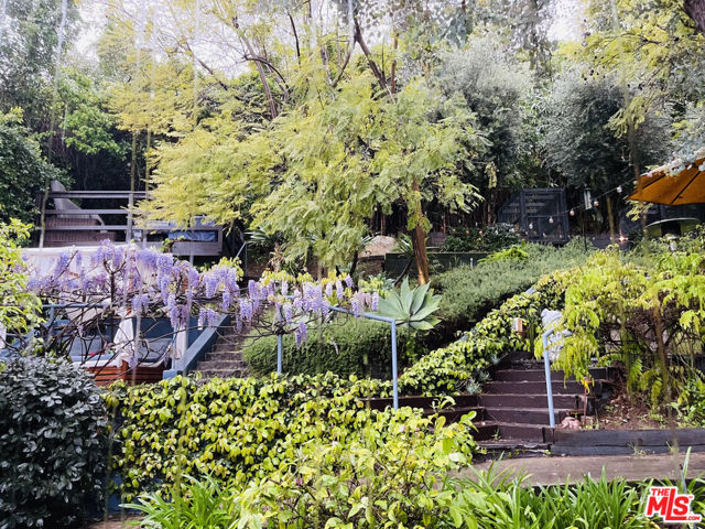 3625 Lowry Road, Los Angeles CA: https://media.crmls.org/mediaz/721d6463-fac3-47bd-9362-20ffd546610e.jpg
