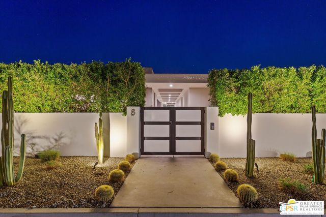 8 Desert Lark Circle, Rancho Mirage, CA 92270