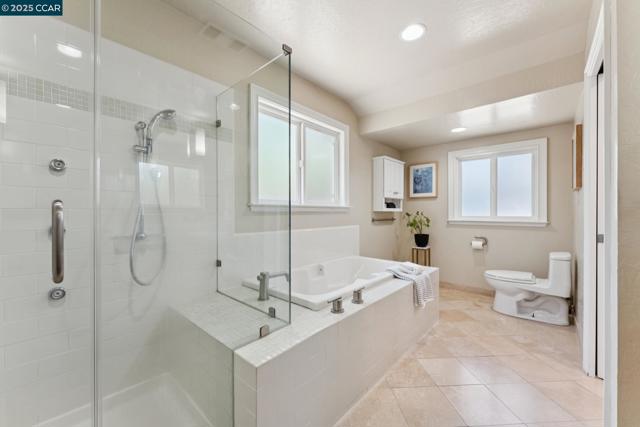 347 Valley View Rd, Pleasant Hill CA: https://media.crmls.org/mediaz/721d89e9-6133-4fa7-bb7d-1ea540817f01.jpg